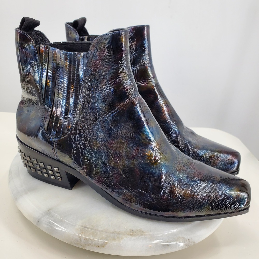 Donald J Pliner Milann Iridescent Oil Slick Studded Patent Leather Boots 10 Edgy
